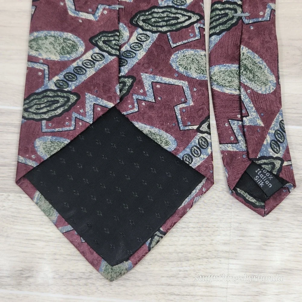 Villa Bugatti Abstract Red Burgundy, Gray, Black & Green 100% Italian Silk‎ Tie
